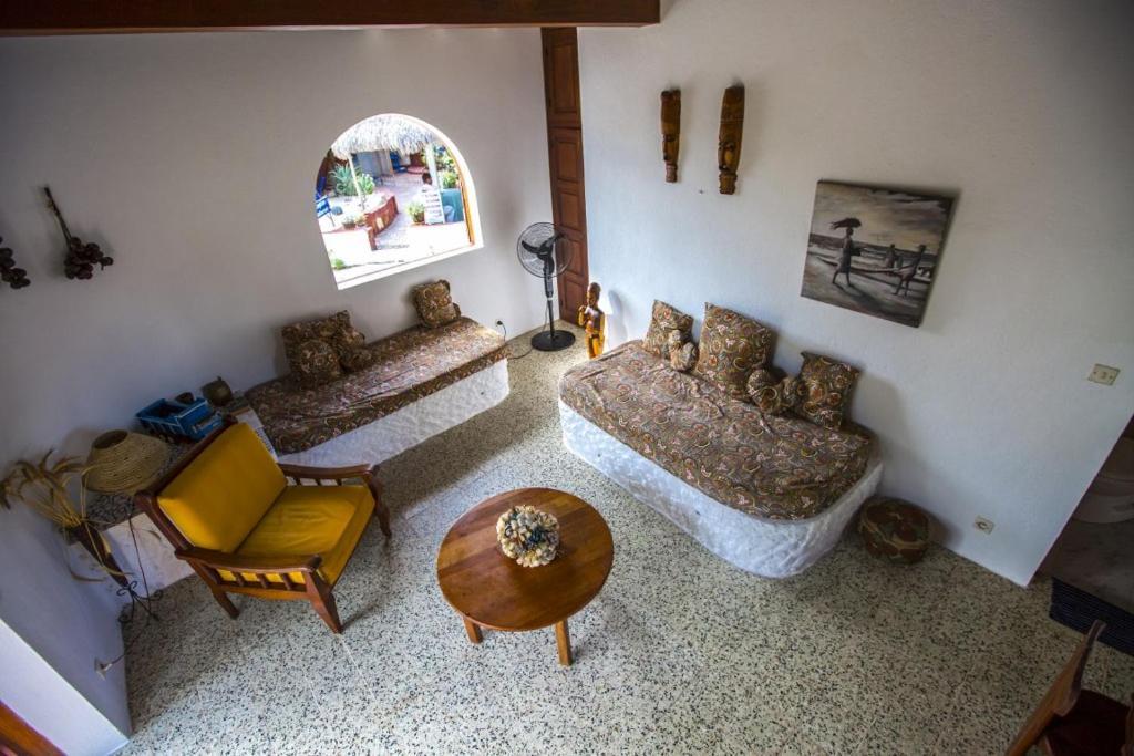 Chez Maggie Hotel & Restaurant Morondava Dış mekan fotoğraf