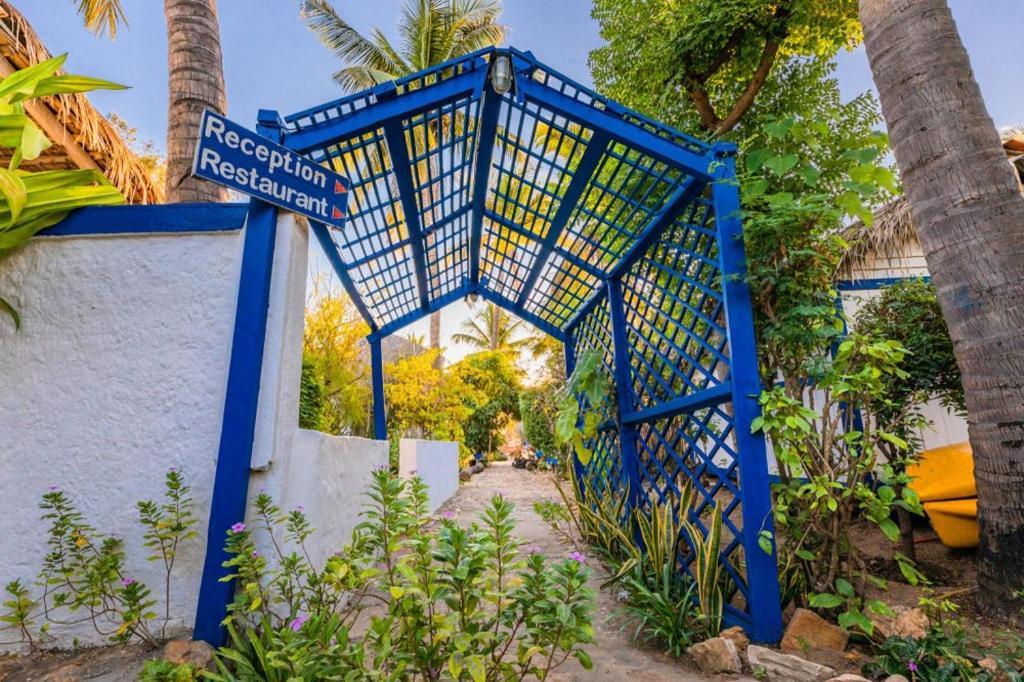 Chez Maggie Hotel & Restaurant Morondava Dış mekan fotoğraf