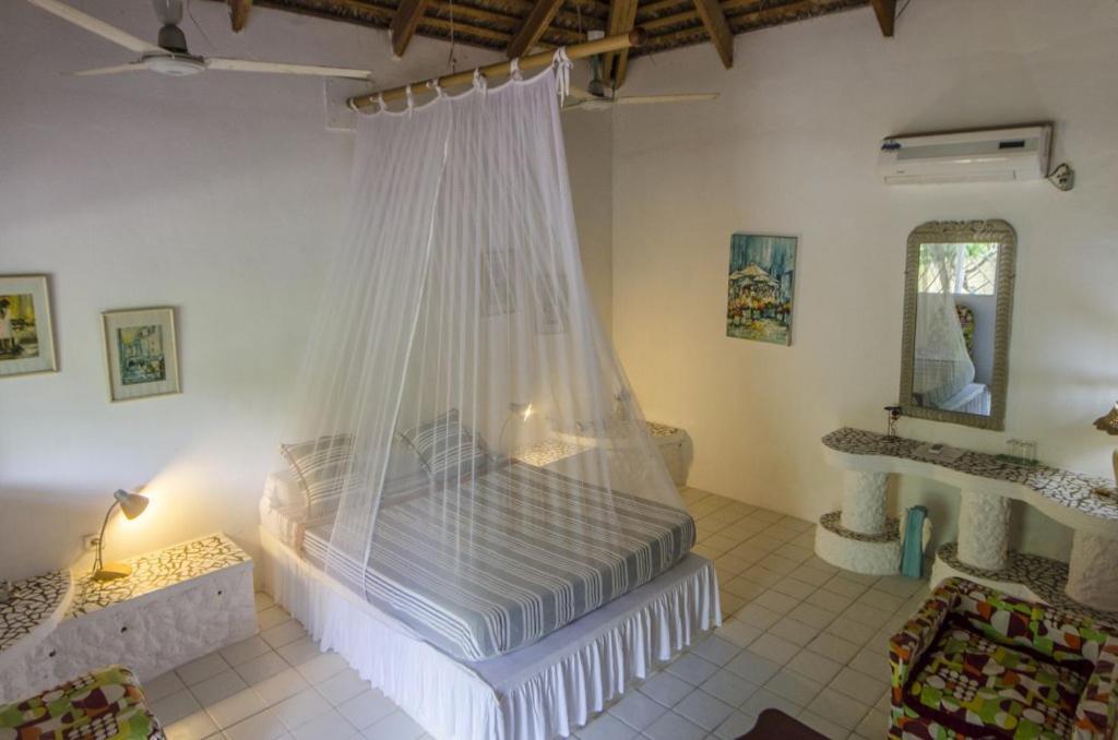 Chez Maggie Hotel & Restaurant Morondava Dış mekan fotoğraf